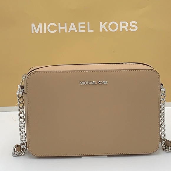 Michael Kors Jet Set Item Large East West Zip Crossbody Leather Camel 
NWT - Picture 13 of 16